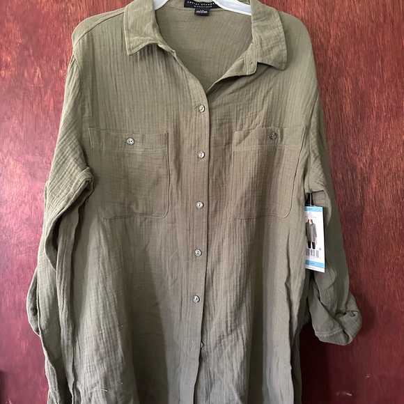 Social Standard Gauze Button Top (NWT) - Picture 1 of 5